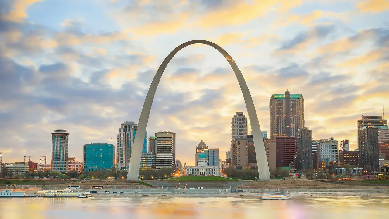 City of St. Louis, Missouri skyline