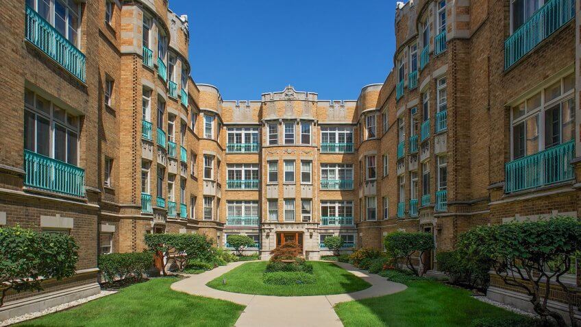 The University of Chicago is a private research university in Chicago, IL.
