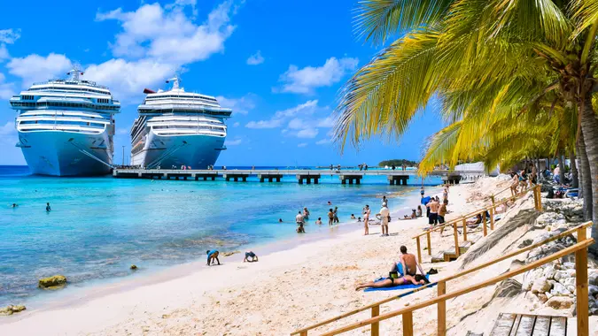 5 Luxurious Spring Break Vacations the Wealthy Are Taking 5 Luxurious Spring Break Vacations the Wealthy Are Taking