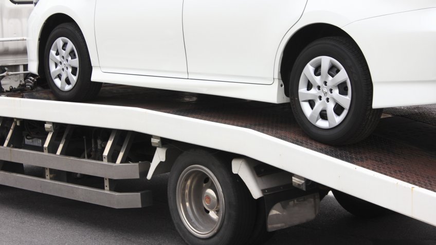 transporting a new car
