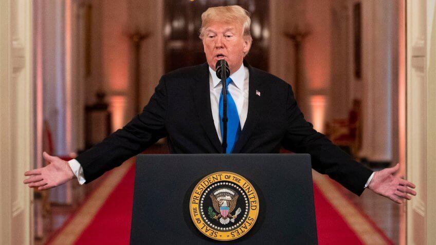 Mandatory Credit: Photo by REX/Shutterstock (9970411e)United States President Donald J.