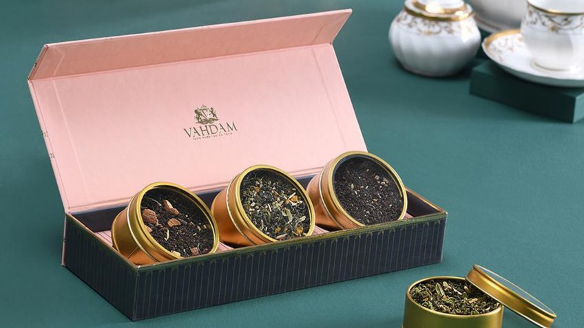 Vahdam Teas BLUSH Assorted Teas Gift Box