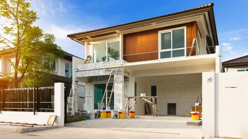 under construction new home with no workers around