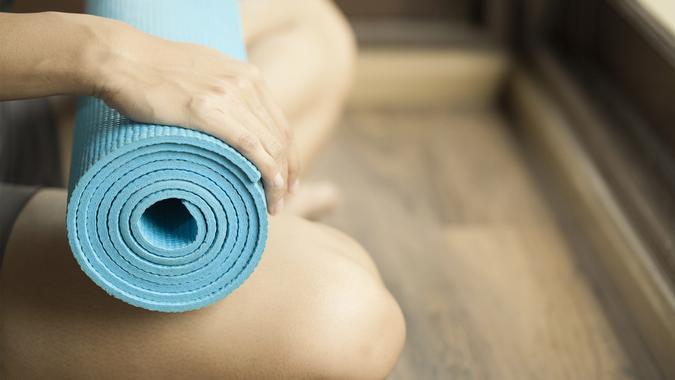 31 yoga mat Chutima Chaochaiya-shutterstock_187933859 10980, Horizontal