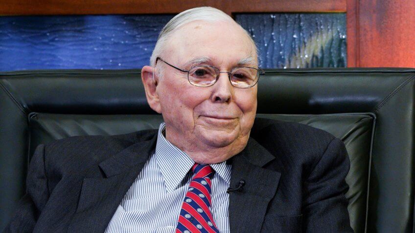Mandatory Credit: Photo by Nati Harnik/AP/REX/Shutterstock (9665074y)Charlie Munger, Warren Buffett.