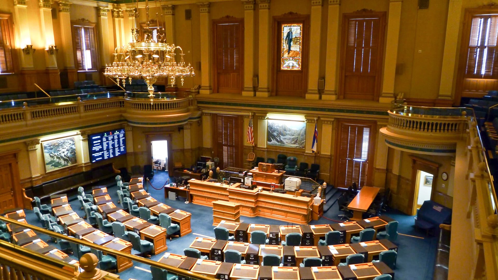 state-legislators-salaries-vs-the-average-american-s-salary-across