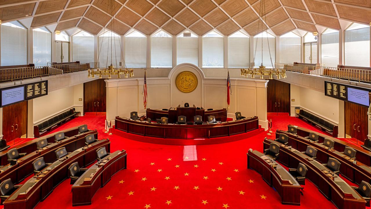 State Legislators' Salaries vs. the Average American's Salary Across the US  | GOBankingRates