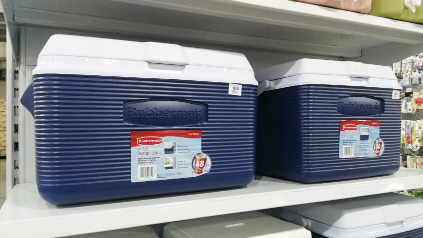 Rubbermaid ice coolers