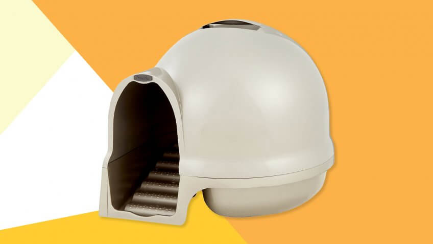 Booda Dome Cleanstep Litter Box.