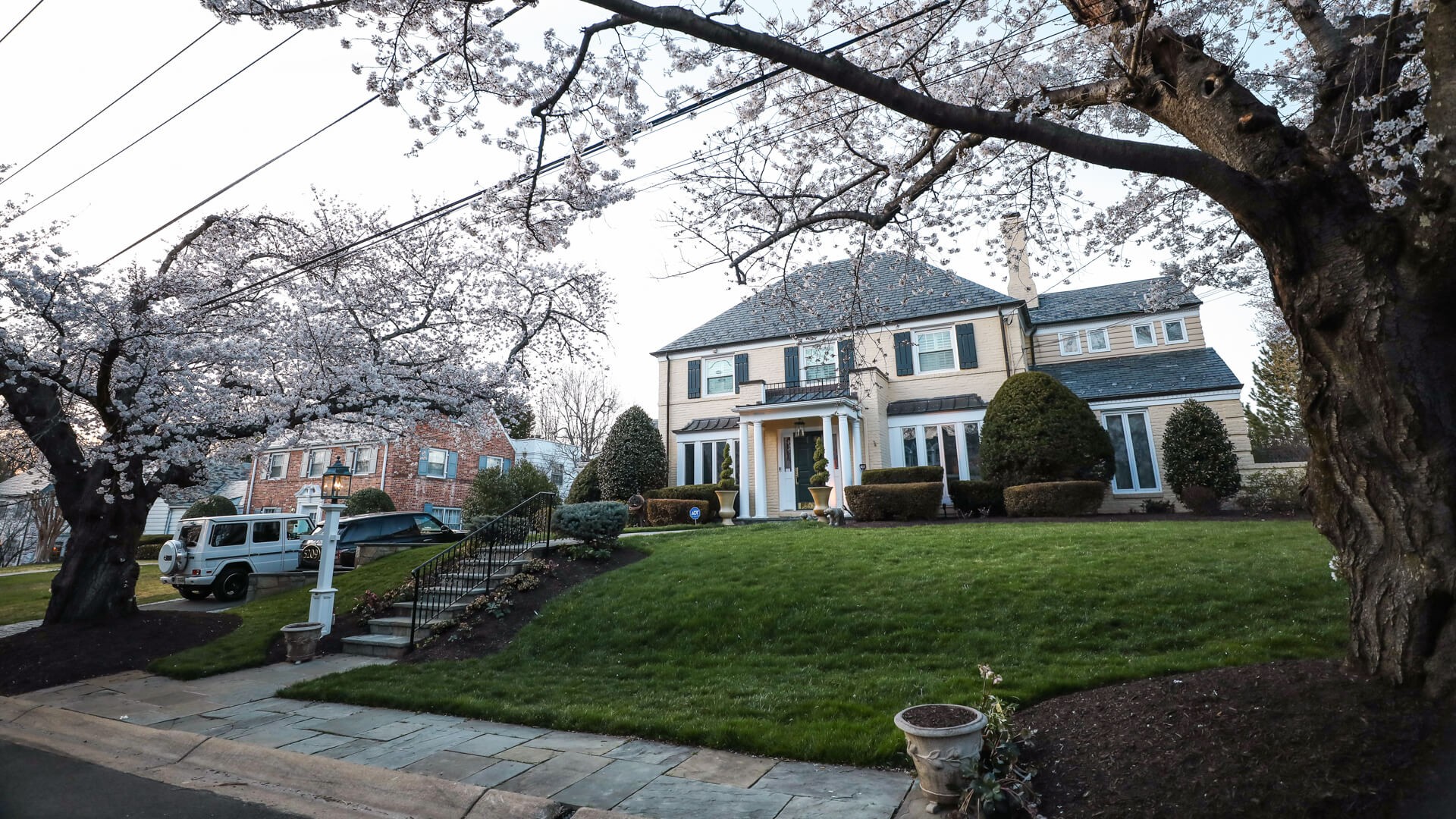 20 Best Suburbs for Retirees GOBankingRates