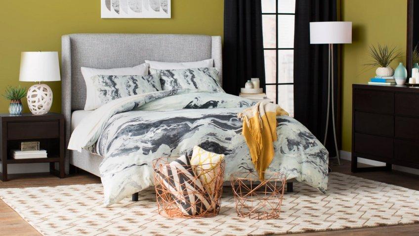 Alrai Upholstered Panel Bed