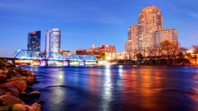 Grand Rapids Michigan skyline along the banks of the Grand river.