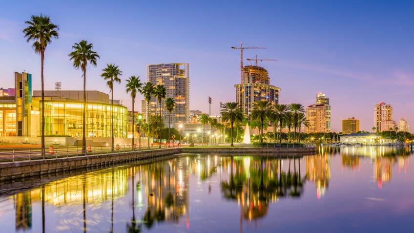 Saint Petersburg, Florida, USA skyline on the water at sunset