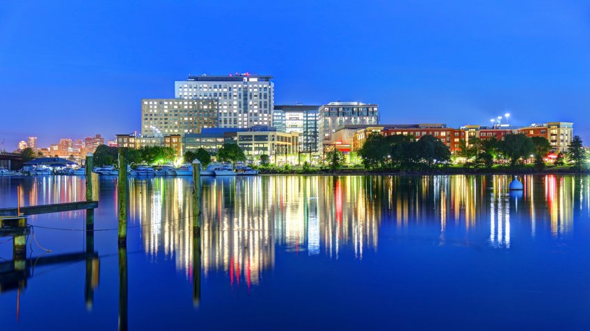 Somerville is a city located directly to the northwest of Boston, in Middlesex County.