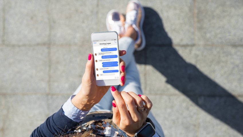 woman using Facebook Messenger app