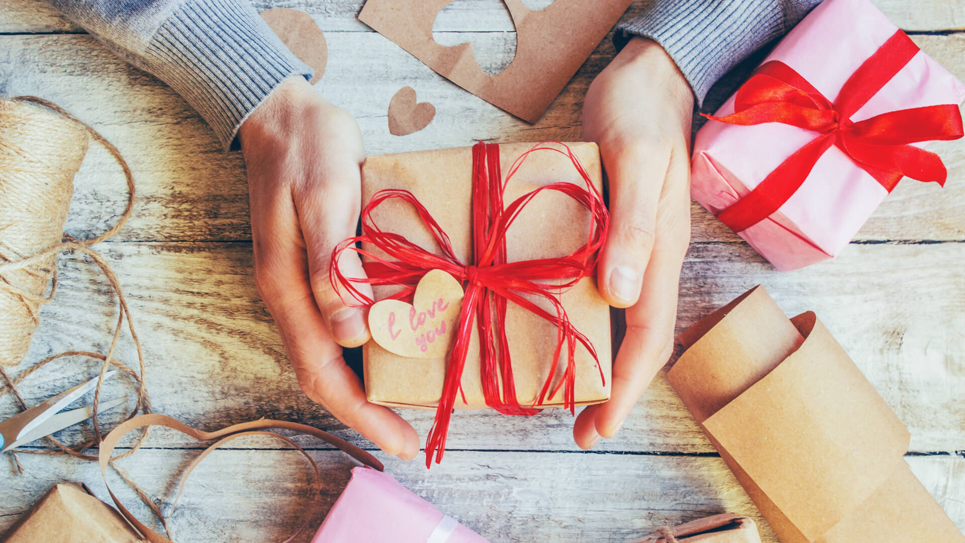 Top Valentine's Day Gifts To Buy on a Budget