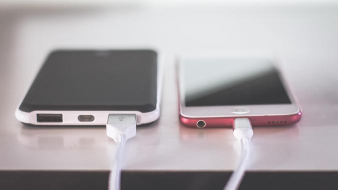 cellphone charger cellphone charger
