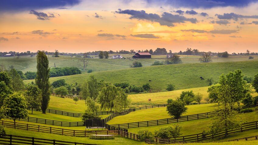 Kentucky country evening at sunset