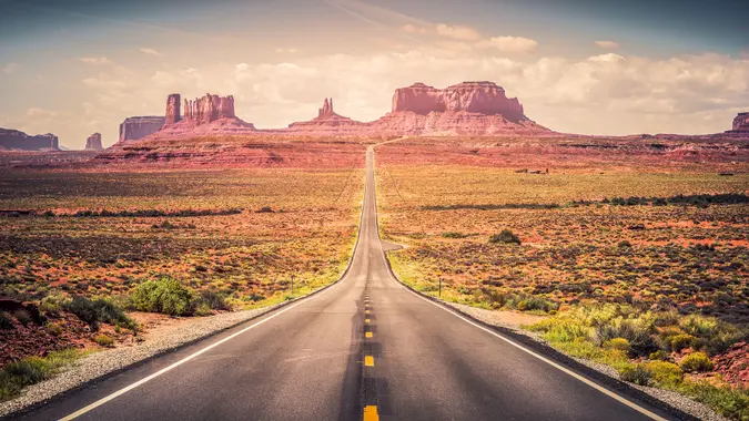 long road on US route 163 in Arizona