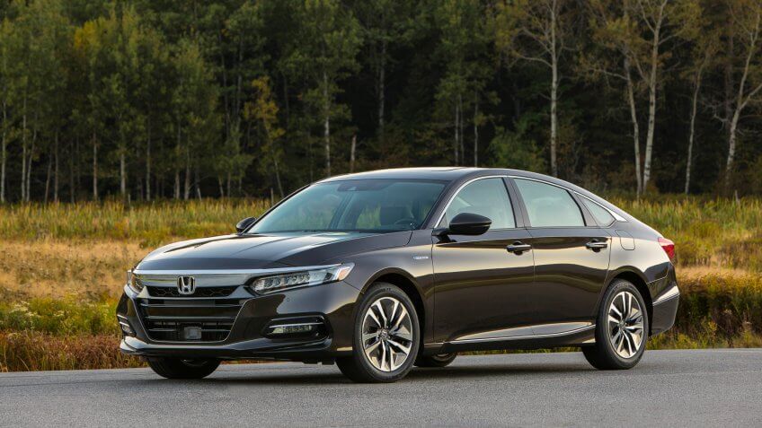2019 Honda Accord Hybrid best car