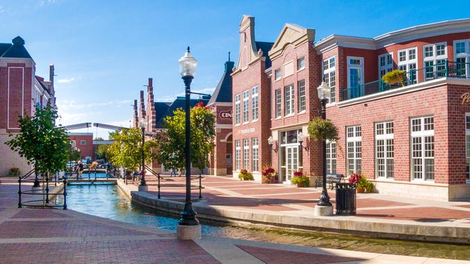 Dutch Canal off Main Street in Pella Iowa