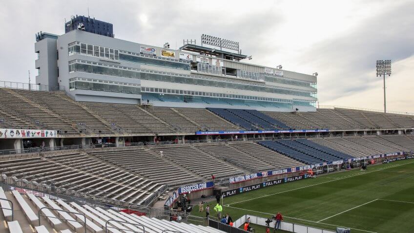 Pratt & Whitney Stadium at Rentschler Field-football-Connecticut