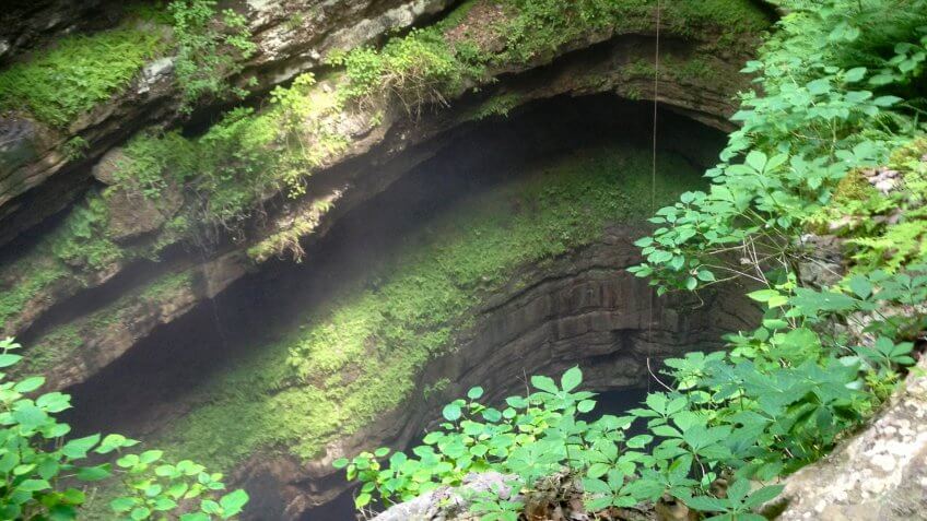 Neversink Pit in Alabama