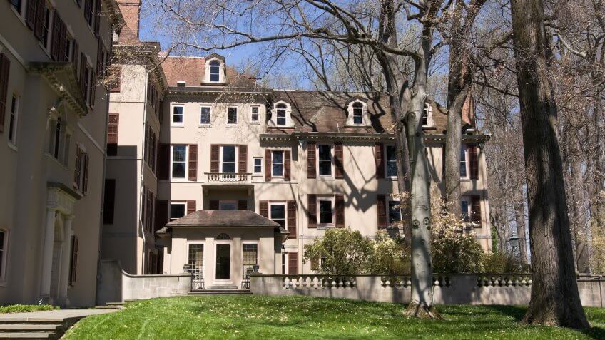 Winterthur is a 1000-acre naturalistic garden created by Henry Francis du Pont.