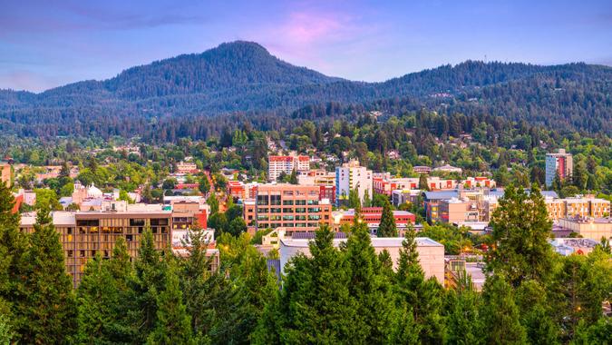 Eugene, Oregon, USA downtown cityscape at dusk.