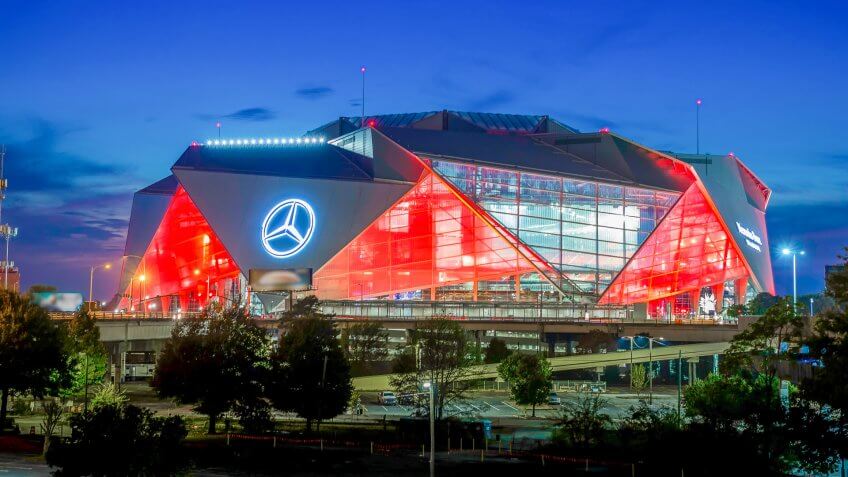 Mercedes-Benz Stadium Atlanta Falcons football stadium