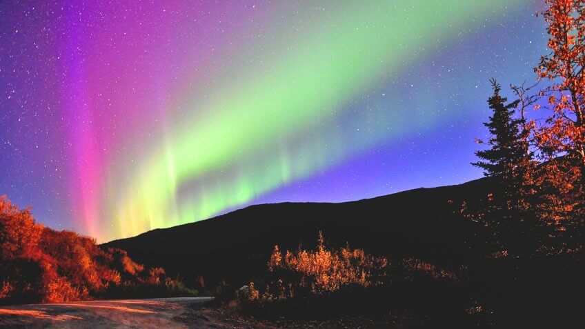northern lights in denali national park, alaska