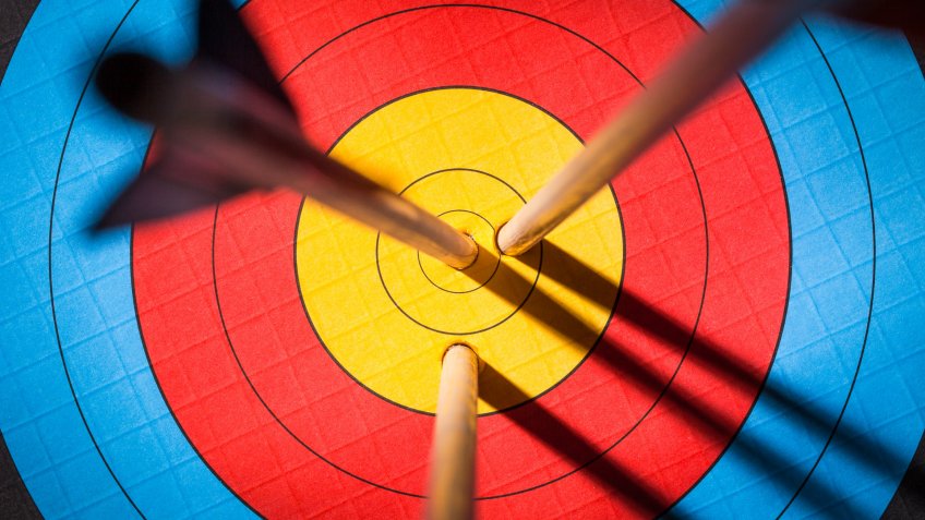 three arrows bullseye target