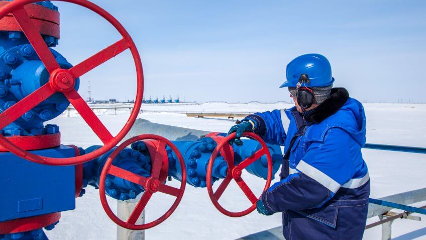 The mechanic - the repairman , operator production gas, Oil, gas industry.