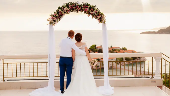 How Much Should You Expect To Spend on a Destination Wedding?