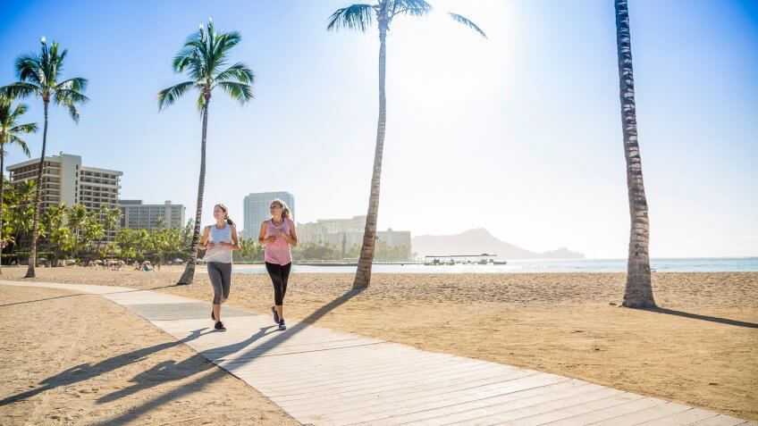 women jogging in Honolulu Hawaii