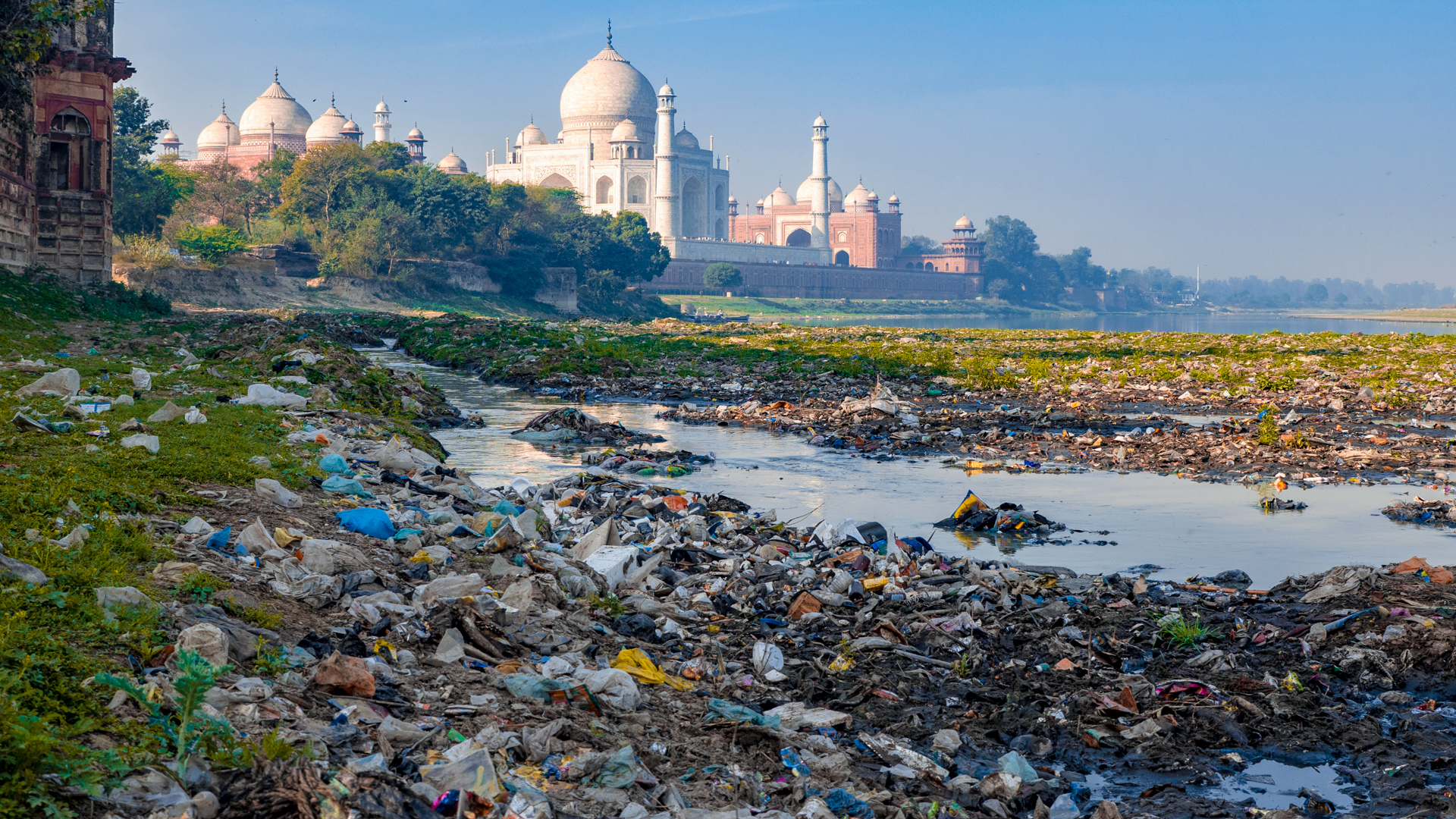 tourist attractions waste management