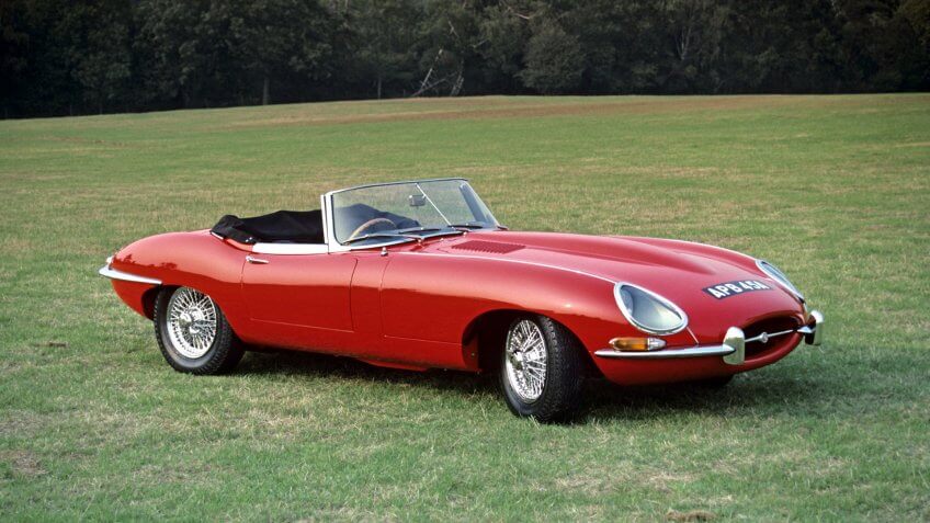 Mandatory Credit: Photo by Phil Talbot/Shutterstock (622703d)Jaguar E-Type Series 1 Roadster introduced 1961 - 1998Jaguar E Type cars - 1990s.