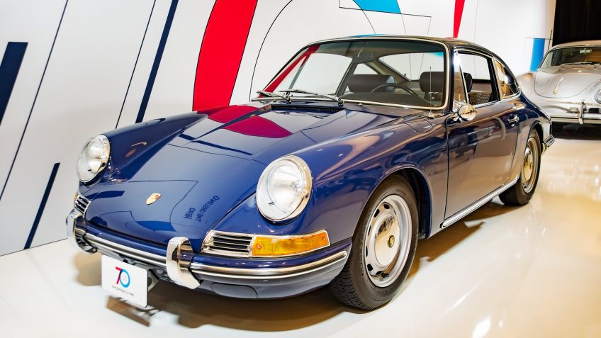 Toronto, Canada - 2018-02-19 : A 1964 Porsche 911 2.