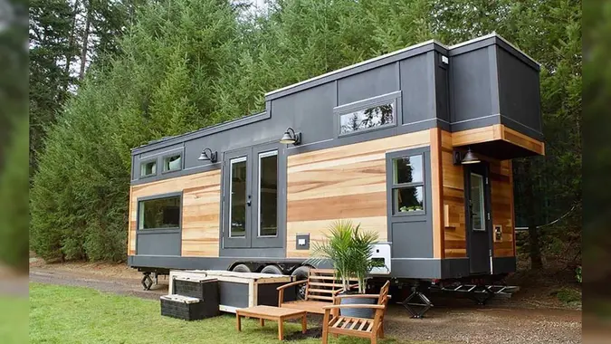 Modern Mountain House in Portland, Oregon