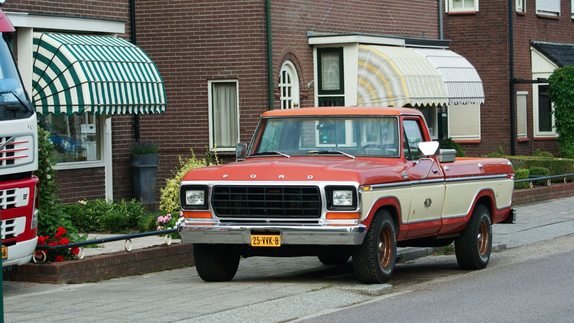 25 Most Reliable Classic Cars GOBankingRates