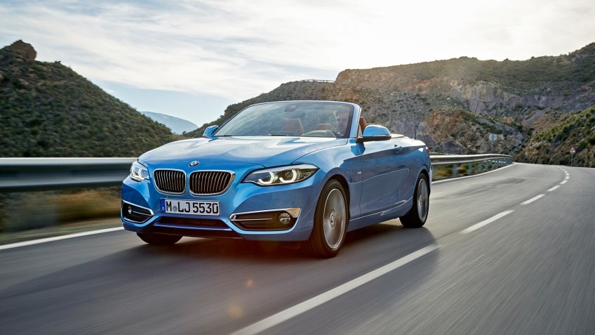2018 BMW 230i xDrive Convertible luxury car