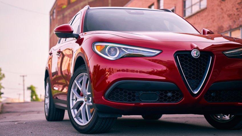 2018 Alfa Romeo Stelvio Ti Sport.