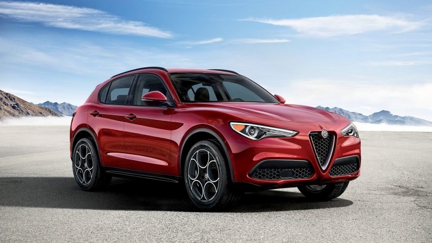 2019 Alfa Romeo Stelvio Sport.