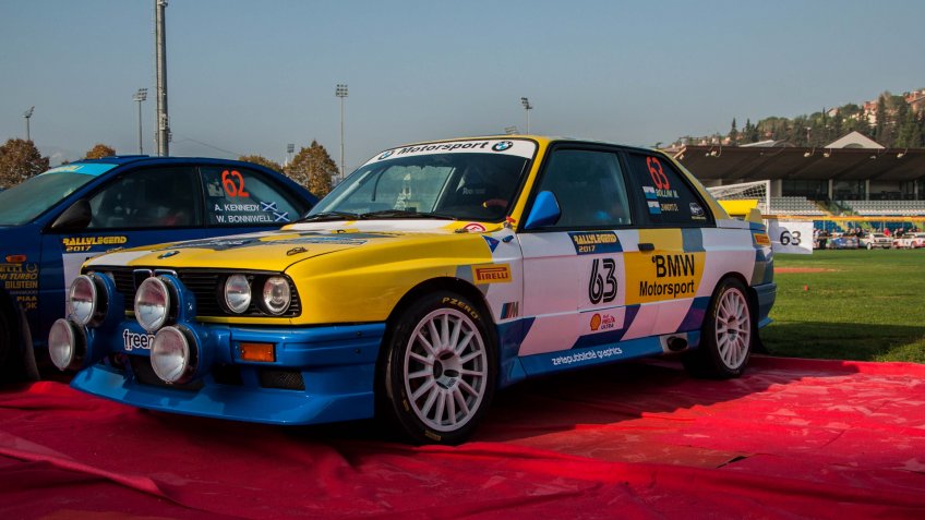 SANMARINO, SANMARINO - OTT 21, 2017 : BMW M3 E30 1988 in old racing car rally THE LEGEND 2017 the famous SAN MARINO historical race - Image.