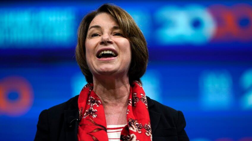 Mandatory Credit: Photo by David J Phillip/AP/Shutterstock (10330179g)Democratic presidential candidate Sen.