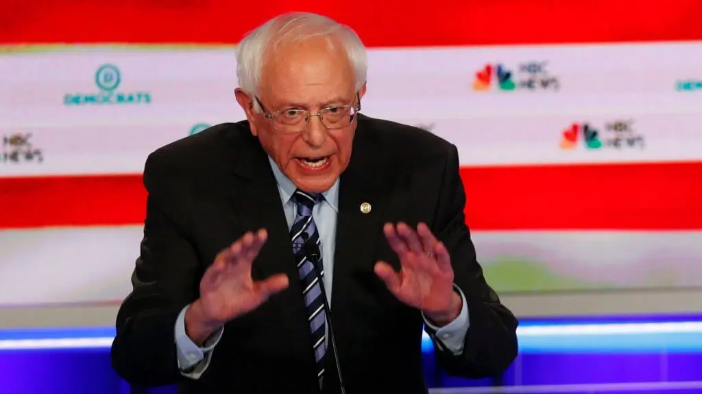 Mandatory Credit: Photo by Wilfredo Lee/AP/Shutterstock (10323334aw)Democratic presidential candidate Sen.