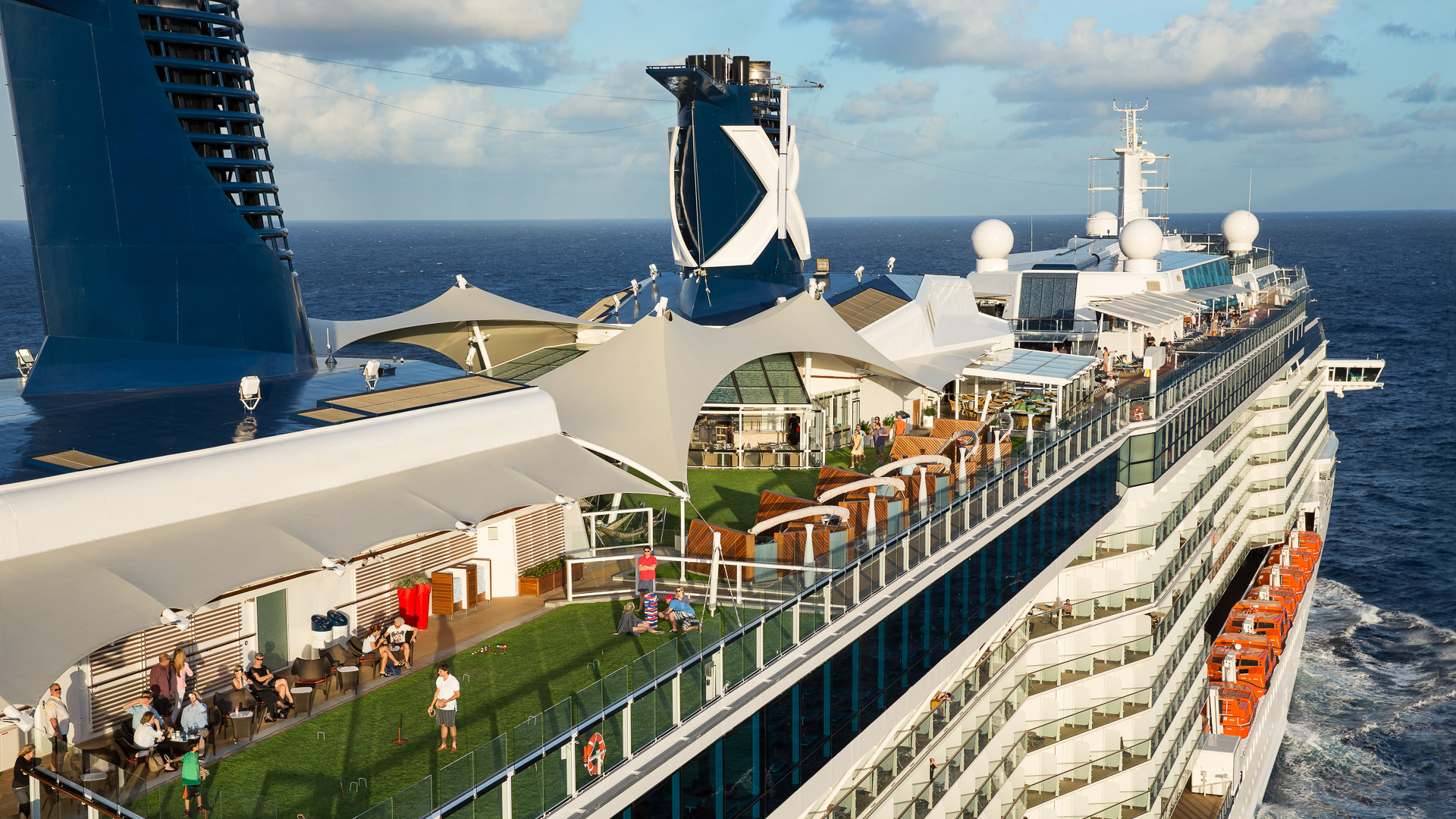 Celebrity Reflection, Reflection, RF, Aerial, Ship Exterior, Solstice Class, RF Aerial, Lawn Club.