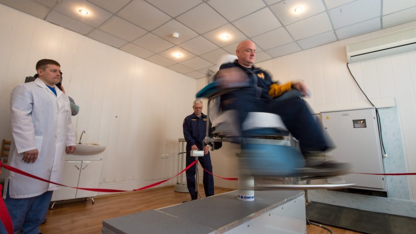 astronaut Scott Kelly taking NASA spin test