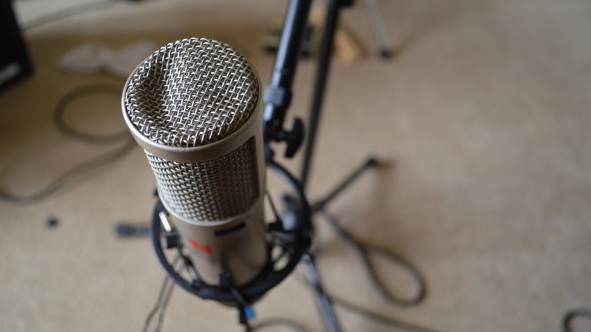 damaged microphone in studio