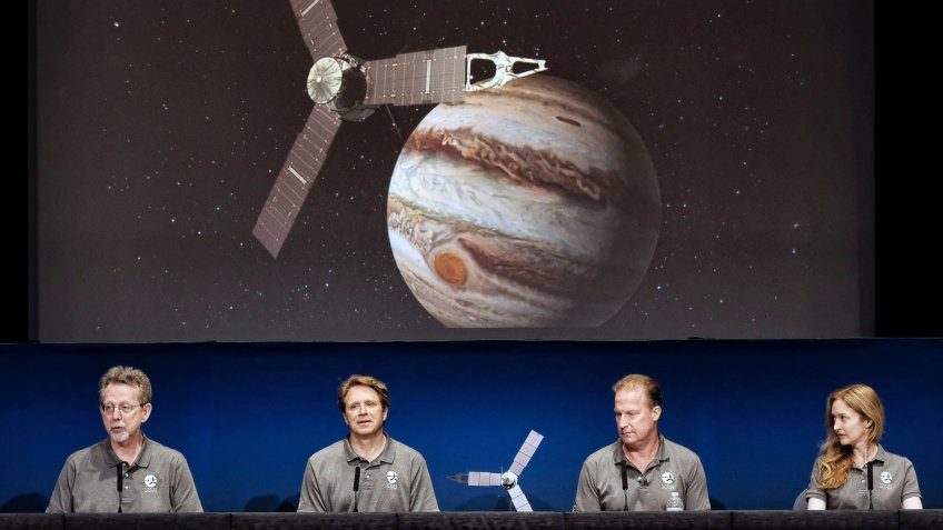 media briefing for Juno spacecraft around Jupiter